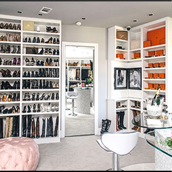 Meet your Posher, Traci - Picture 1 of 1